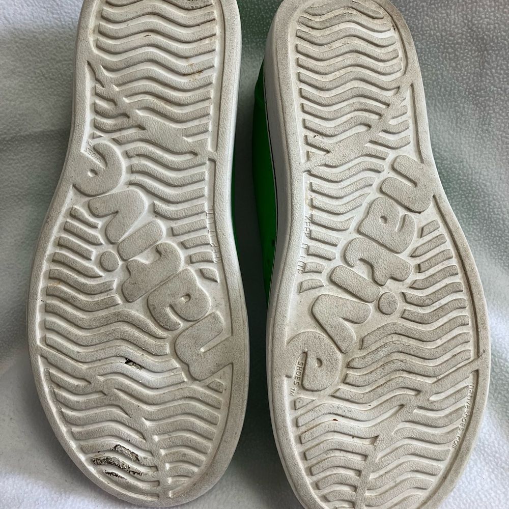 EUC Native Shoes Green Slip-On Water shoes Women’s 8 Men’s 6 - Picture 7 of 13